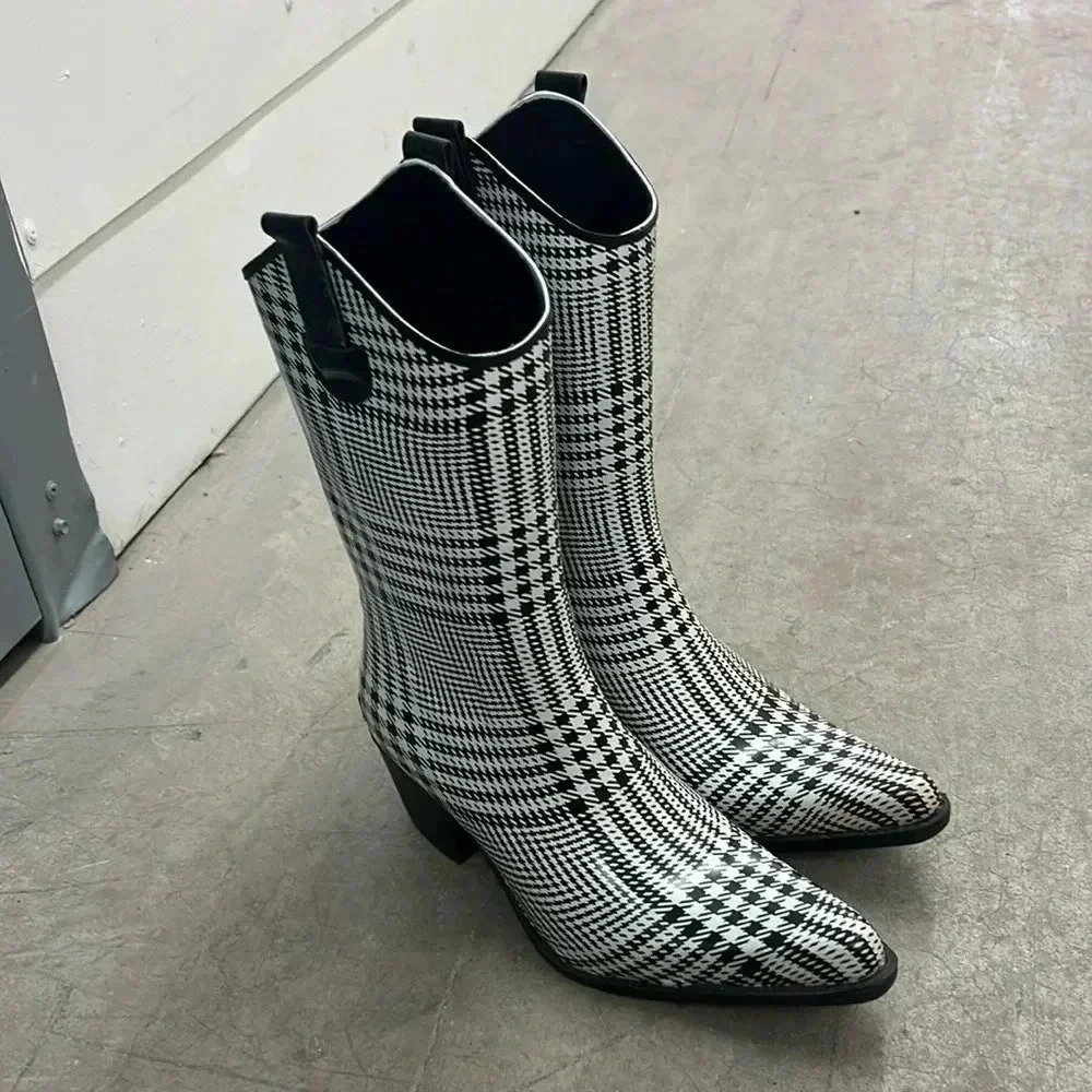 Corkys rubber cowboy boots